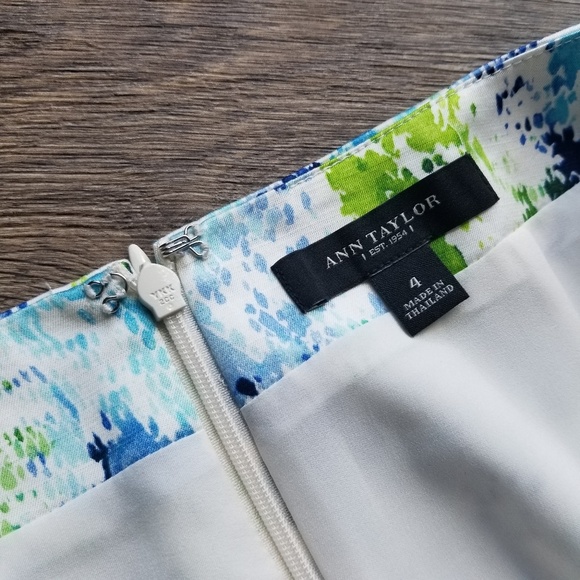 ANN TAYLOR | 'Paint Splotch' Pencil Skirt - Picture 2 of 3